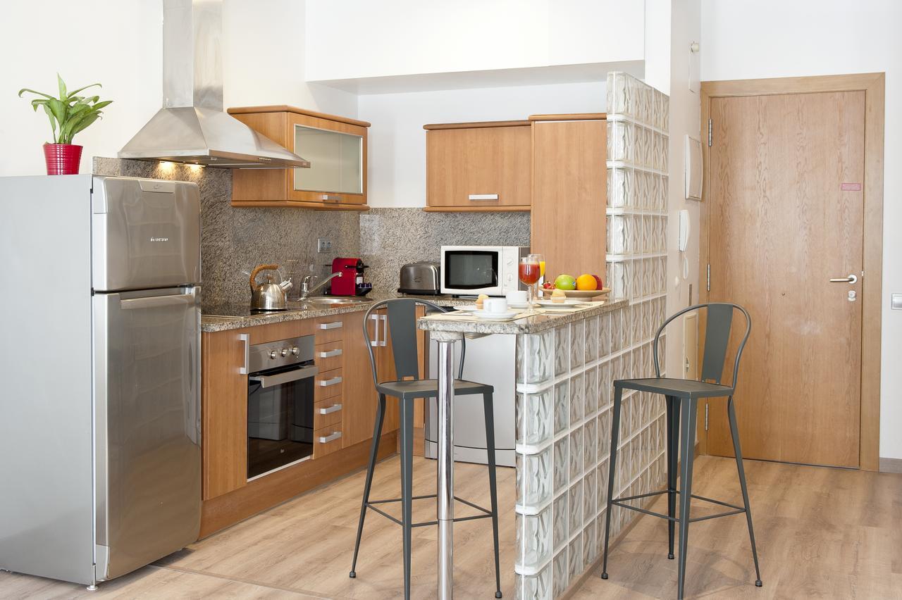 Mh S. Familia Appartement Barcelona